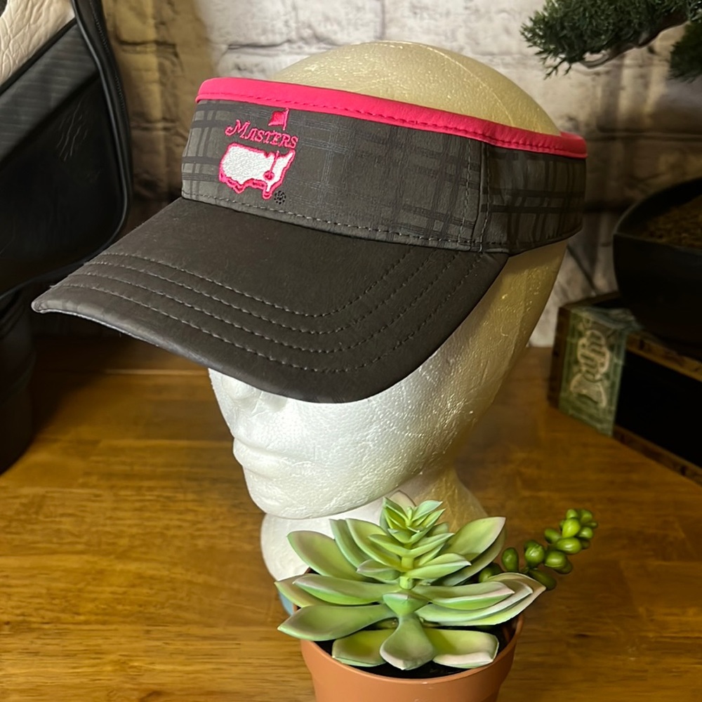 Masters visor ladies pink, gray and white adjustable size